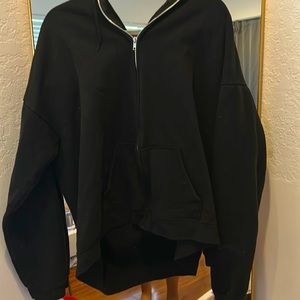hands black large zip up